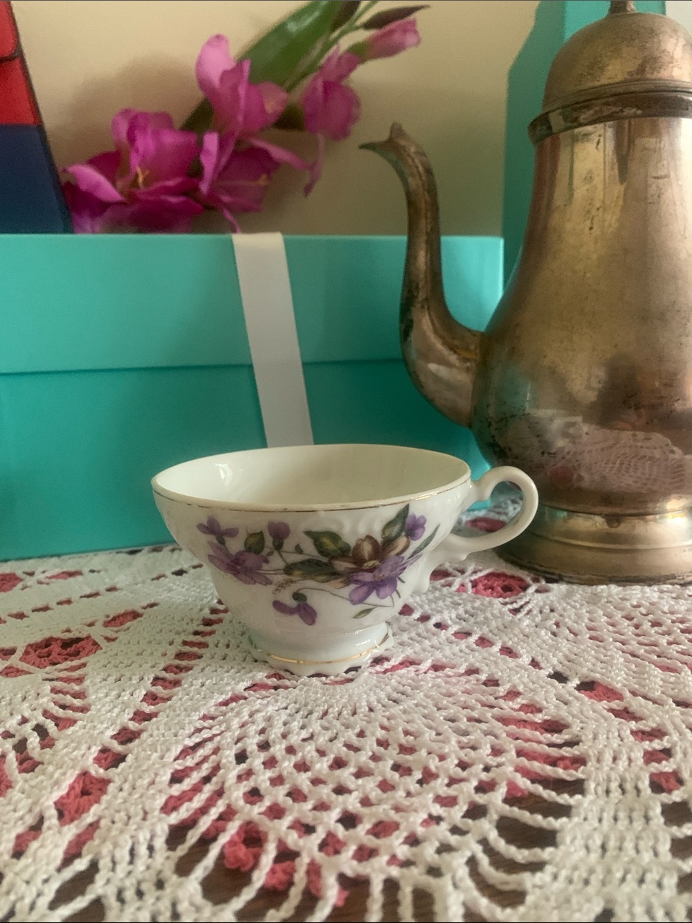 Vintage Floral Porcelain Teacup in Purple and White - Elegant Home Kitchen Cup